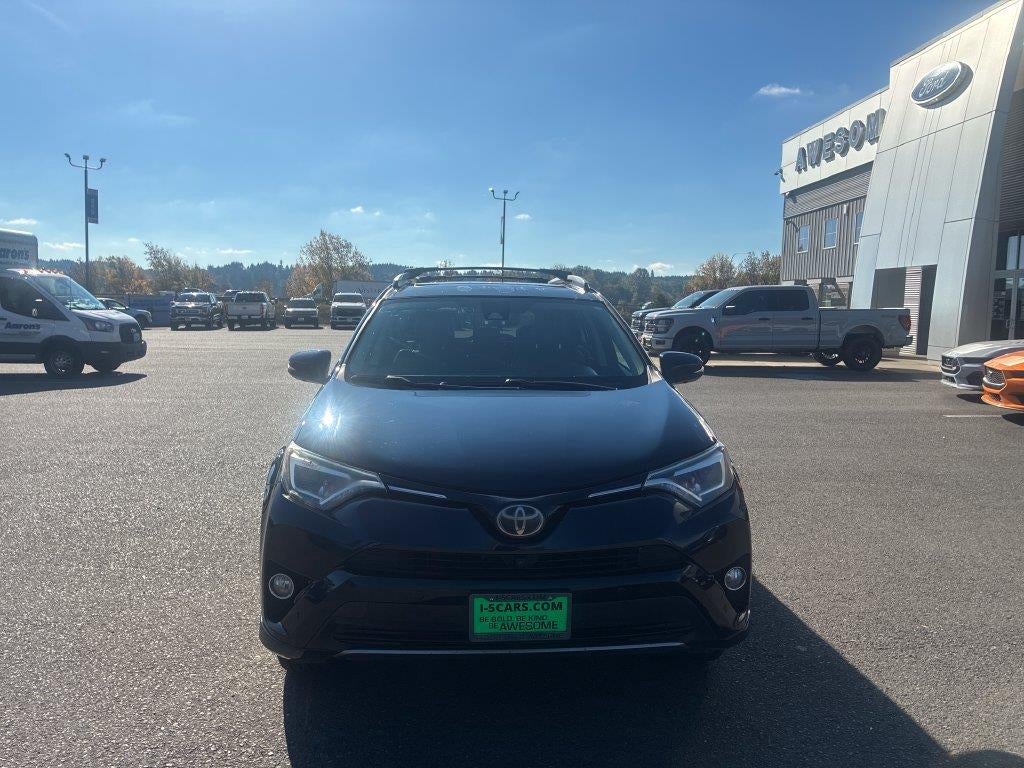 2017 Toyota RAV4 Platinum