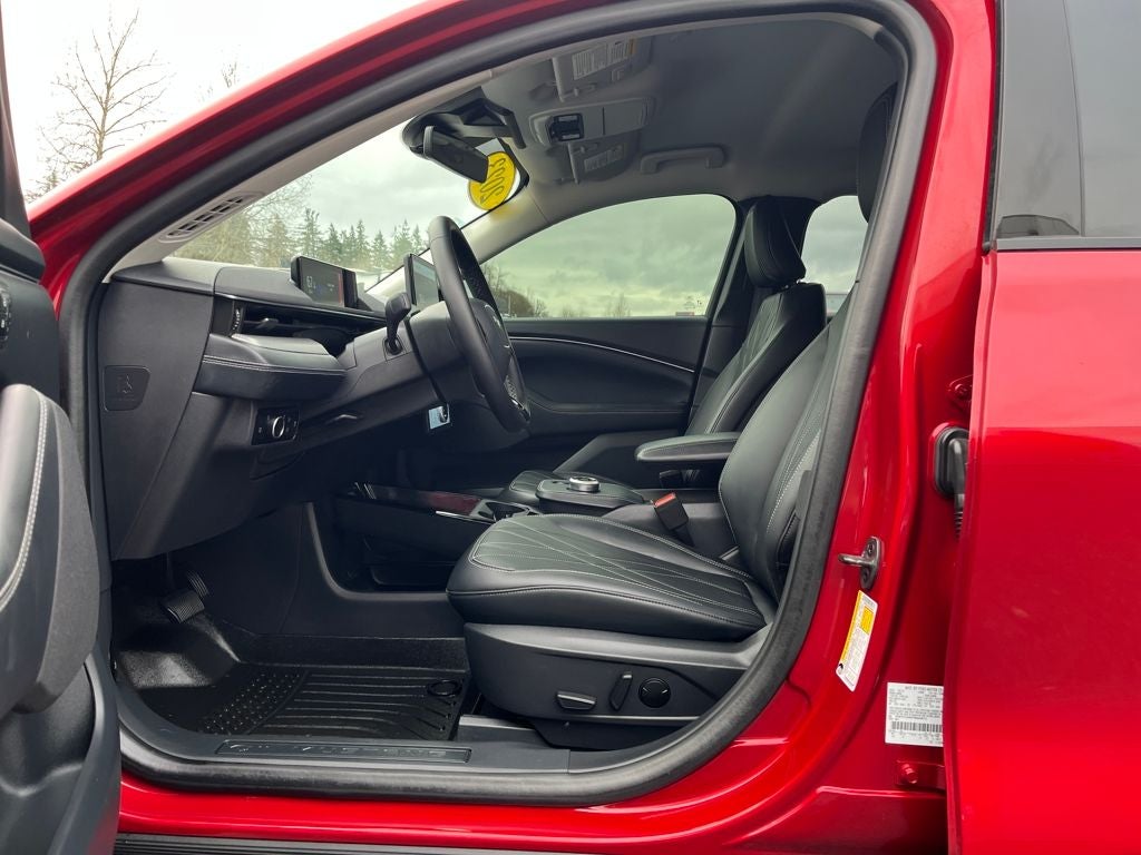 2023 Ford Mustang Mach-E Select