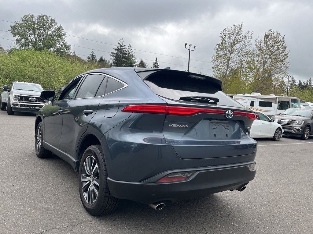 2022 Toyota Venza LE