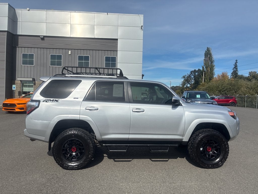 2022 Toyota 4Runner SR5