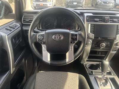 2022 Toyota 4Runner SR5