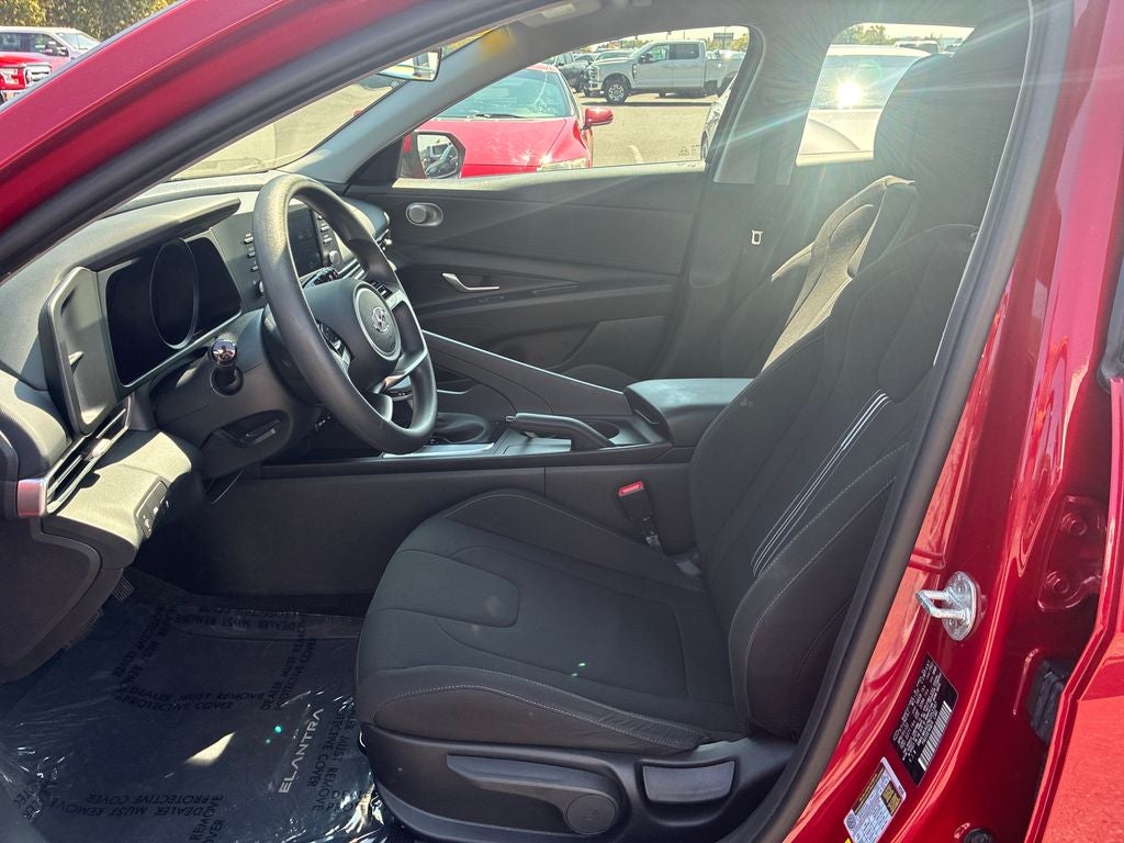 2022 Hyundai Elantra SEL