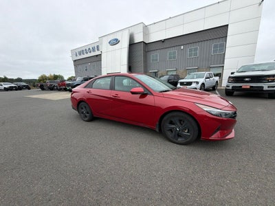 2022 Hyundai Elantra SEL