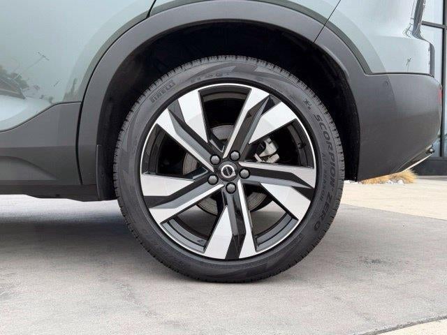 2026 Volvo XC40 Ultra